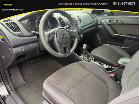 Used 2012 Kia Forte EX FWD image 6