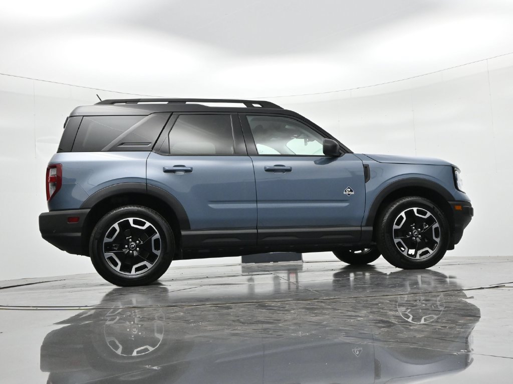 Certified 2024 Ford Bronco Sport Outer Banks w/ Tech Package AWD/4WD image 22
