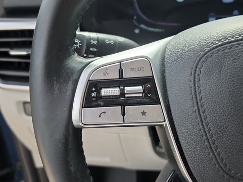 Certified 2024 Kia Telluride S w/ S Sunroof Package FWD image 31
