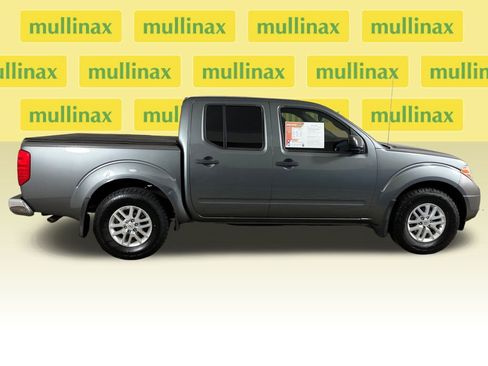 Used 2018 Nissan Frontier SV w/ Value Truck Package image 2