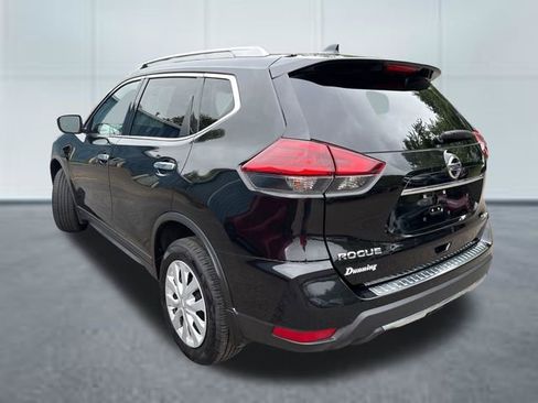 Used 2018 Nissan Rogue SV AWD/4WD image 2