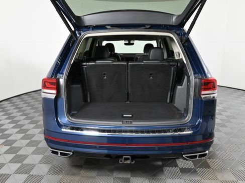 Certified 2021 Volkswagen Atlas SE w/ Panoramic Sunroof Package image 11