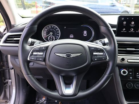 Used 2025 Genesis G70 2.5T image 39