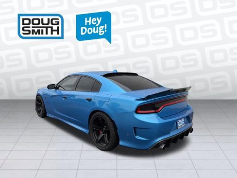 Used 2019 Dodge Charger SRT Hellcat w/ Navigation & Travel Group RWD image 29