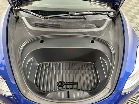 Used 2023 Tesla Model 3 Standard Range RWD image 31