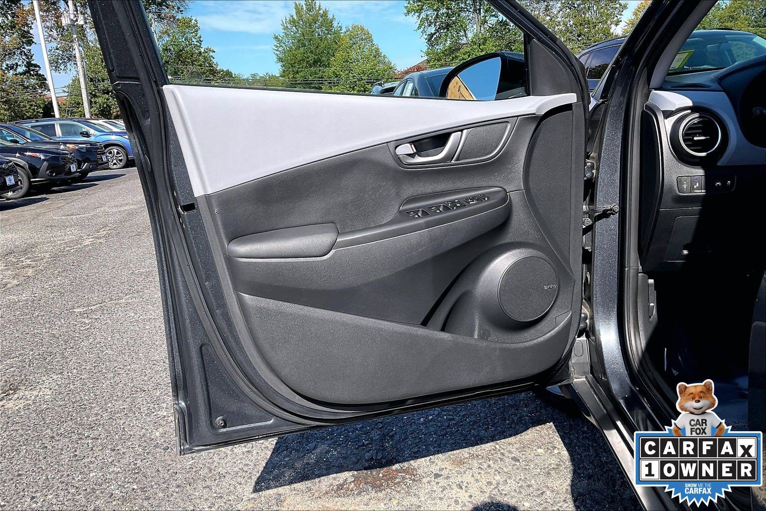 Used 2019 Hyundai Kona Limited FWD image 22