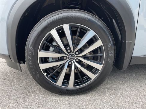 Used 2025 Nissan Pathfinder Platinum w/ Cargo Package image 64