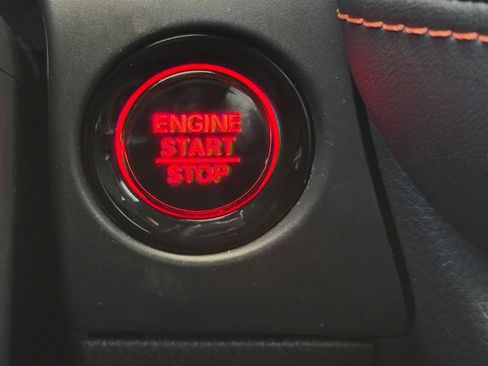 Used 2025 Honda HR-V Sport image 24