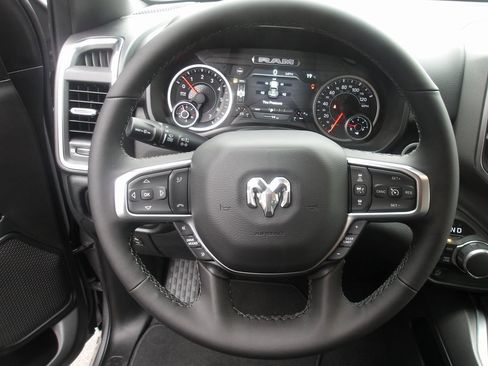 New 2026 RAM 1500 4x4 Crew Cab image 13