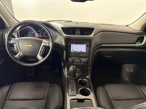 Used 2017 Chevrolet Traverse Premier image 28