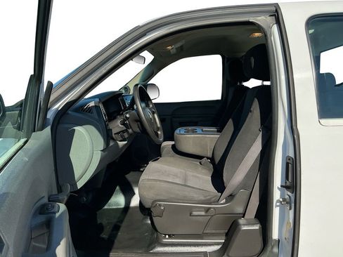 Used 2011 Chevrolet Silverado 1500 W/T image 14