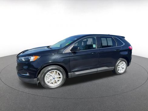 Used 2022 Ford Edge SEL image 8