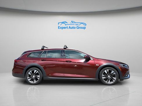 Used 2018 Buick Regal Preferred w/ Sights and Sounds Package AWD/4WD image 10