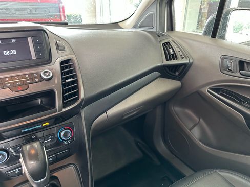 Used 2023 Ford Transit Connect XL FWD image 28