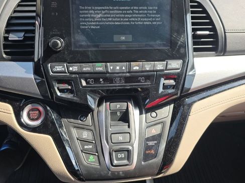 Used 2024 Honda Odyssey Touring image 14