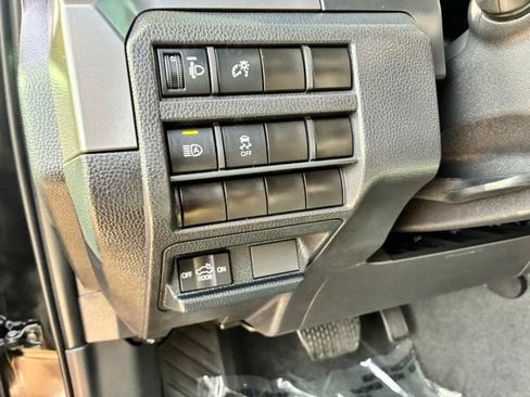 Used 2025 Toyota Tacoma SR5 AWD/4WD image 14