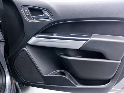 Used 2021 Chevrolet Colorado ZR2 w/ LPO, Premium Interior Package image 38