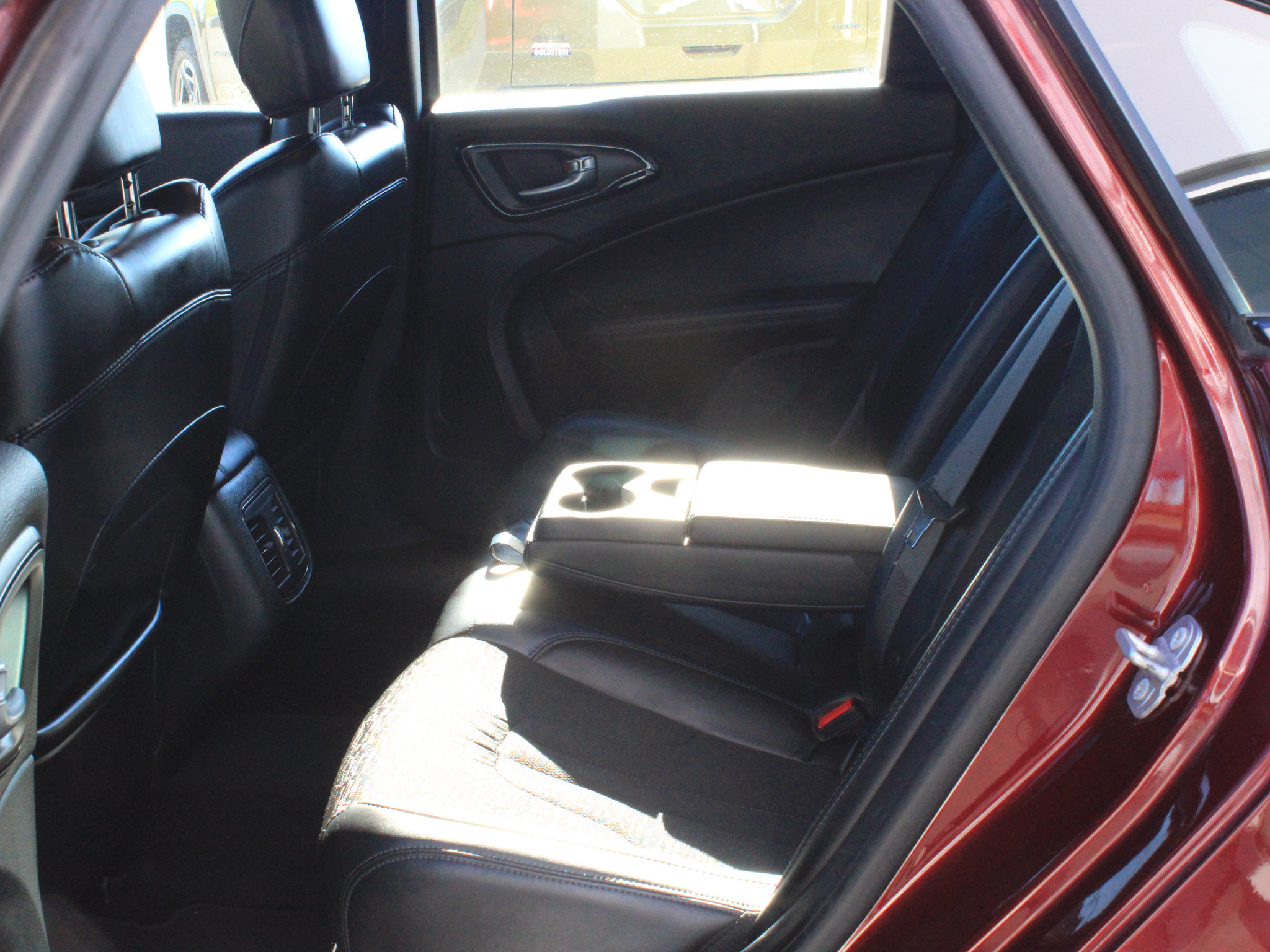Used 2016 Chrysler 200 S w/ Comfort Group FWD image 32