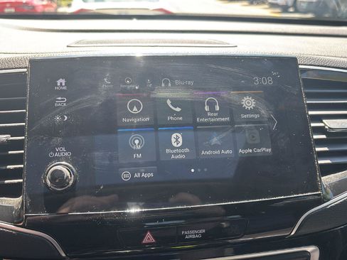 Used 2021 Honda Pilot Black Edition image 13