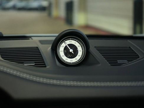 Used 2024 Porsche 911 Carrera GTS image 31