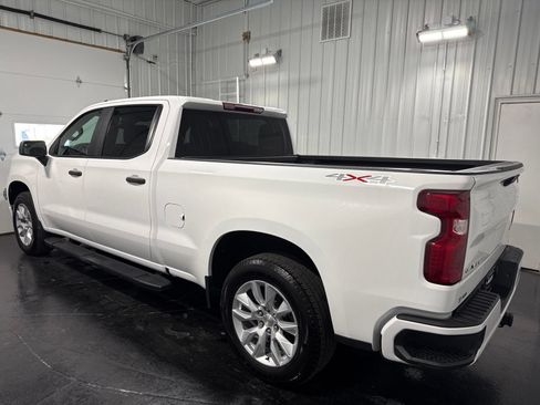 Used 2024 Chevrolet Silverado 1500 Custom AWD/4WD image 2