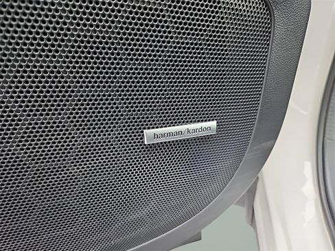 Used 2023 Subaru Ascent Onyx Edition Limited image 11