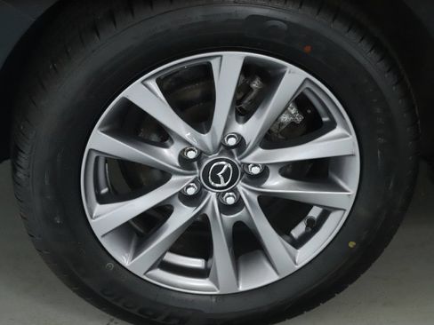 Used 2022 MAZDA MAZDA3 Sedan FWD image 12
