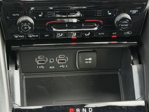 New 2025 Jeep Grand Cherokee L Altitude AWD/4WD image 16