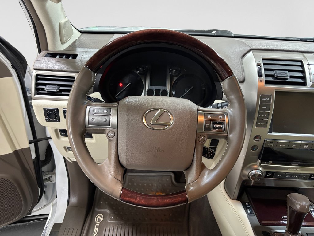 Used 2019 Lexus GX 460 Premium w/ Premium Package AWD/4WD image 11