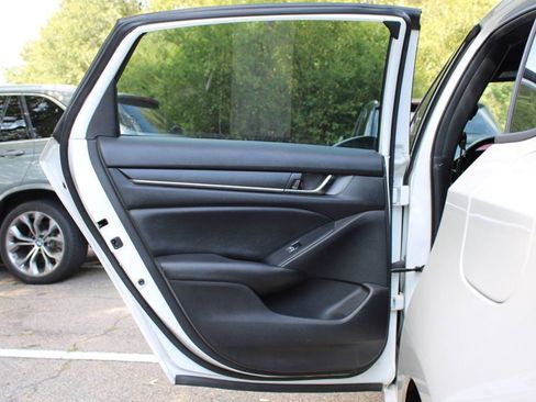 Used 2019 Honda Accord Sport image 25