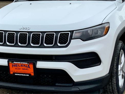 Used 2023 Jeep Compass Sport image 12