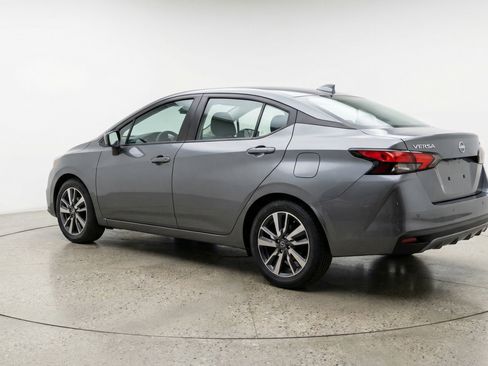 Used 2025 Nissan Versa SV image 6