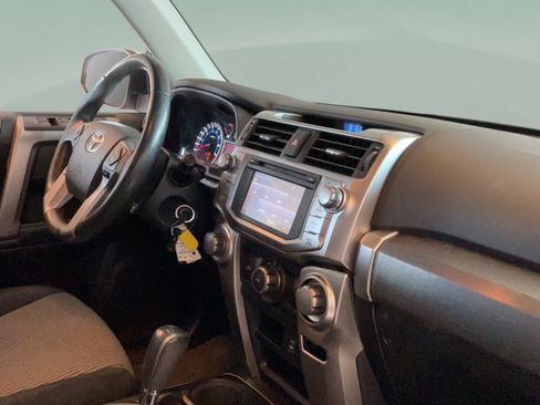Used 2014 Toyota 4Runner SR5 RWD image 36