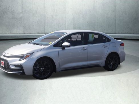 Used 2024 Toyota Corolla SE FWD image 16