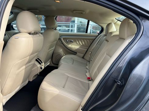 Used 2019 Ford Taurus SEL w/ Equipment Group 201A image 12