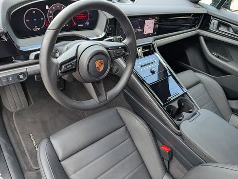 Certified 2026 Porsche Panamera 4 AWD/4WD image 4