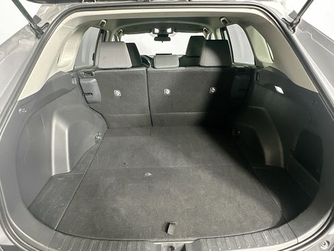 Used 2025 Toyota RAV4 XLE FWD image 30