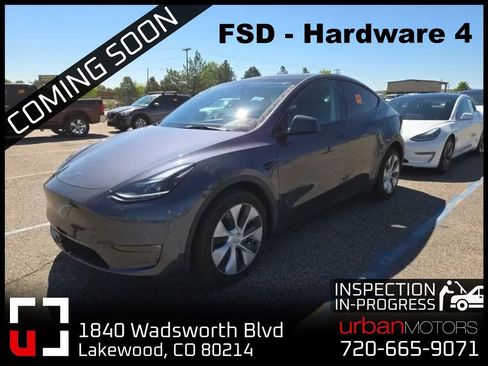 Used 2023 Tesla Model Y Long Range AWD/4WD image 1