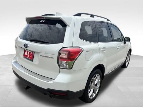 Used 2018 Subaru Forester 2.5i Touring AWD/4WD image 8