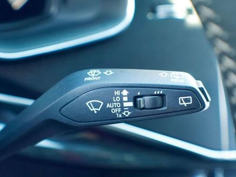 Used 2020 Audi Q8 Prestige image 24