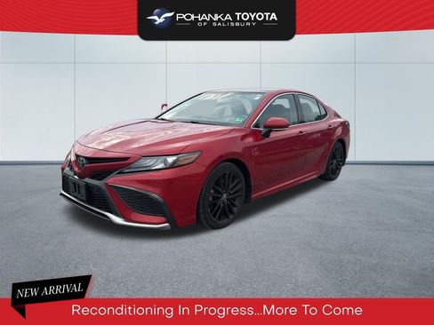 Used 2022 Toyota Camry XSE w/ Navigation Package image 1