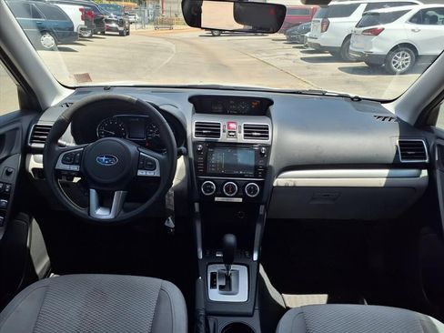 Used 2018 Subaru Forester 2.5i Premium AWD/4WD image 11