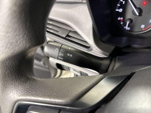 Used 2024 Subaru Crosstrek 2.0i AWD/4WD image 14