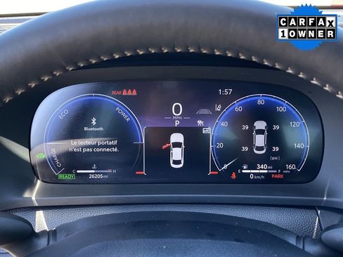 Certified 2025 Toyota Crown XLE image 36