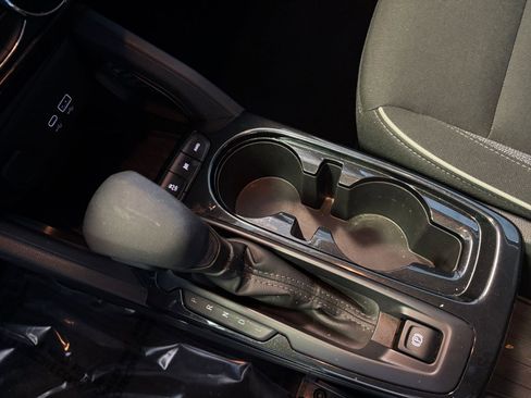 Used 2025 Chevrolet TrailBlazer LT image 45