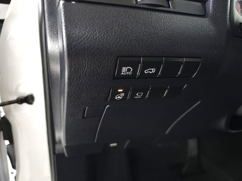 Used 2022 Lexus RX 350L FWD w/ Premium Package image 17