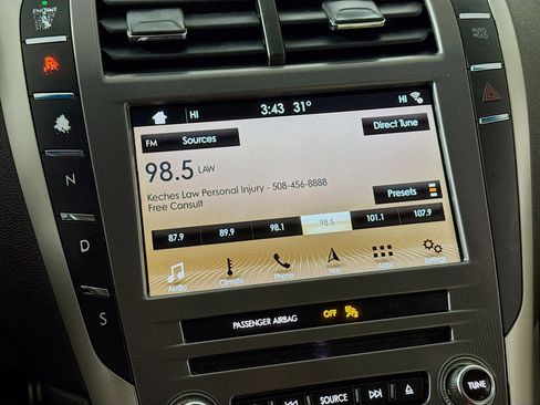 Used 2018 Lincoln MKZ Select w/ Select Plus Package image 18