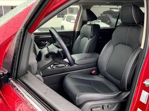 Used 2023 Honda Pilot Elite image 24