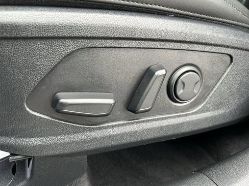 Certified 2025 Kia Sorento X-Line EX image 21