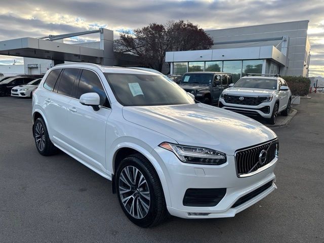 Used 2021 Volvo XC90 T6 Momentum w/ Advanced Package AWD/4WD image 3